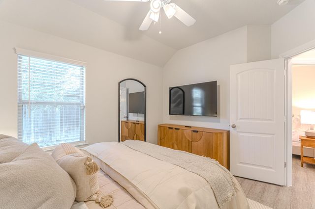 130 Pioneer Canyon Place, Tomball, TX 77375