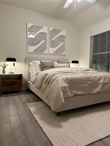 130 Pioneer Canyon Place, Tomball, TX 77375