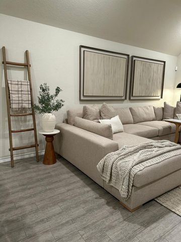 130 Pioneer Canyon Place, Tomball, TX 77375