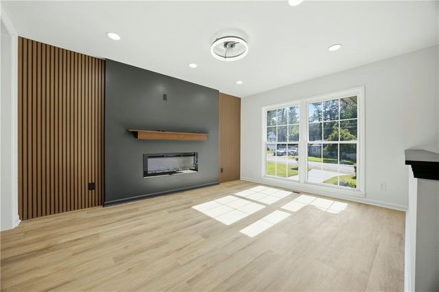 2913 Port Royal Lane, Decatur, GA 30034