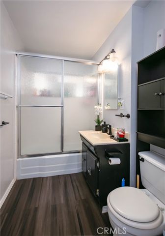 1017 W Avenue H8, Lancaster, CA 93534