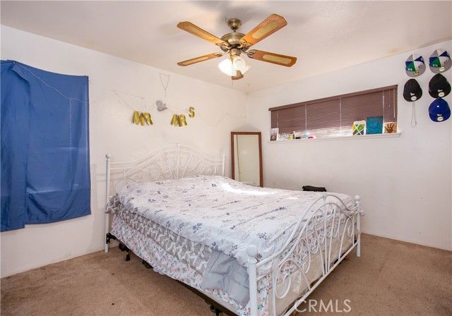 1017 W Avenue H8, Lancaster, CA 93534