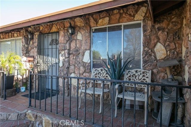 1017 W Avenue H8, Lancaster, CA 93534