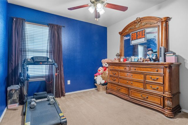 424 Summer Tree Drive, Hutchins, TX 75141