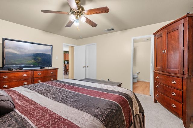 424 Summer Tree Drive, Hutchins, TX 75141