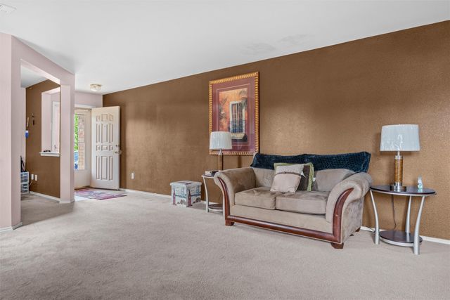 424 Summer Tree Drive, Hutchins, TX 75141