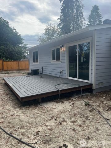 3252 Herren Avenue, Bremerton, WA 98310