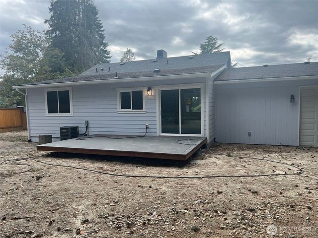 3252 Herren Avenue, Bremerton, WA 98310