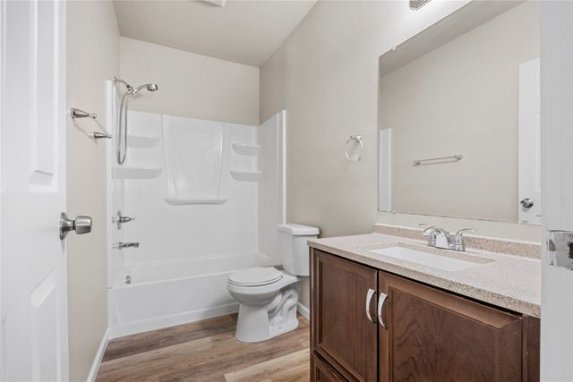 3106 4th Street, Des Moines, IA 50313