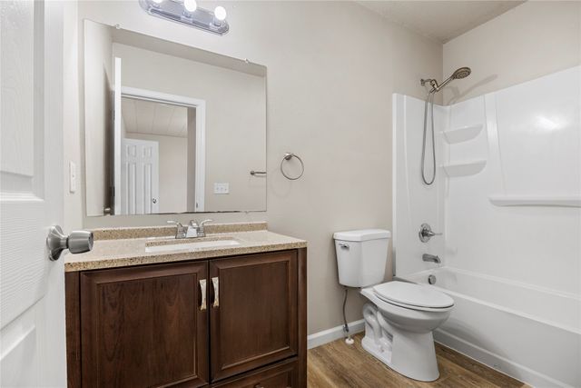 3106 4th Street, Des Moines, IA 50313