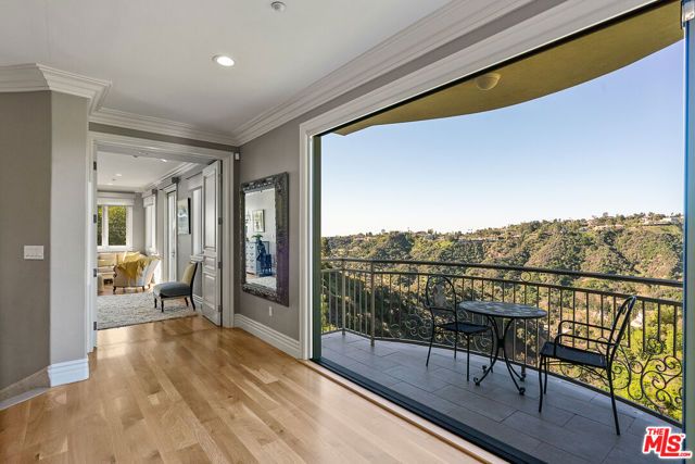 1861 BEL AIR Road, Los Angeles, CA 90077