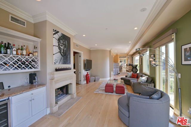 1861 BEL AIR Road, Los Angeles, CA 90077