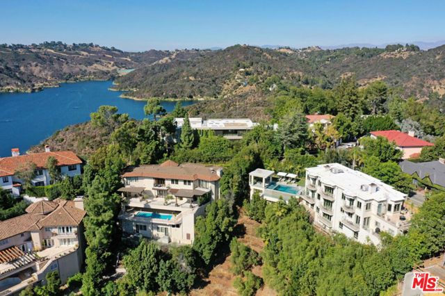 1861 BEL AIR Road, Los Angeles, CA 90077