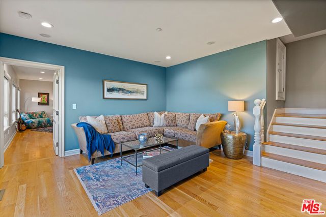 1861 BEL AIR Road, Los Angeles, CA 90077