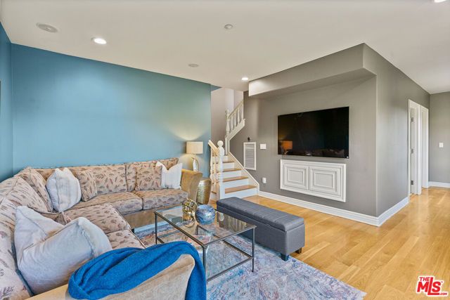 1861 BEL AIR Road, Los Angeles, CA 90077