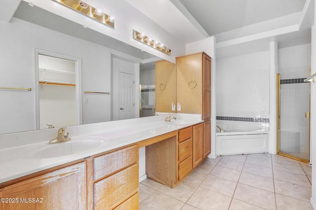 1181 W Placita Lucinda, Green Valley, AZ 85614