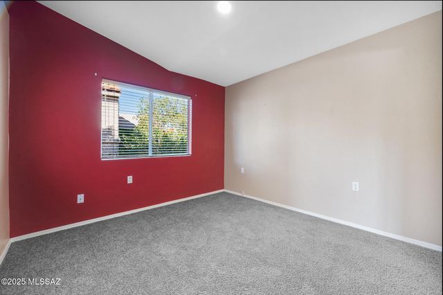 1181 W Placita Lucinda, Green Valley, AZ 85614