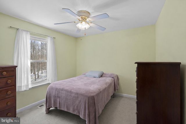 5897 PENACLE CT, Woodbridge, VA 22193