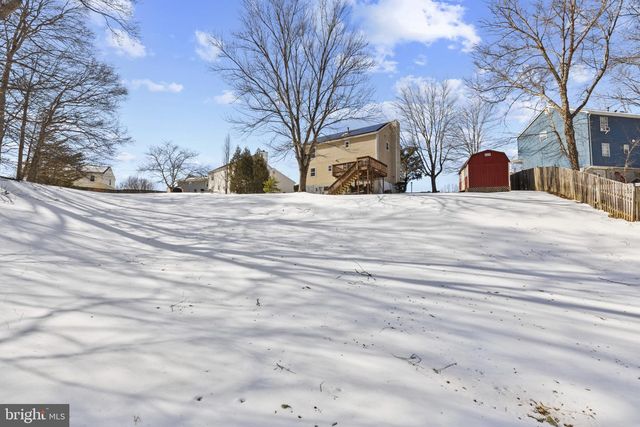 5897 PENACLE CT, Woodbridge, VA 22193