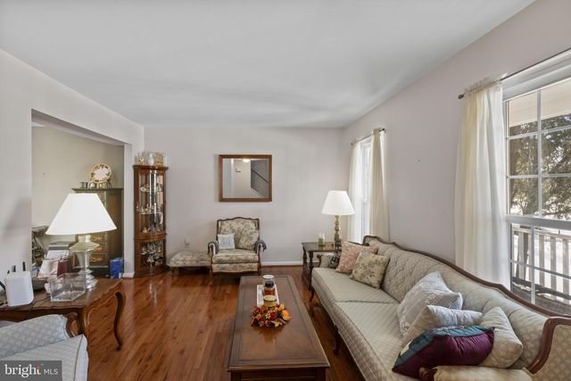 5897 PENACLE CT, Woodbridge, VA 22193