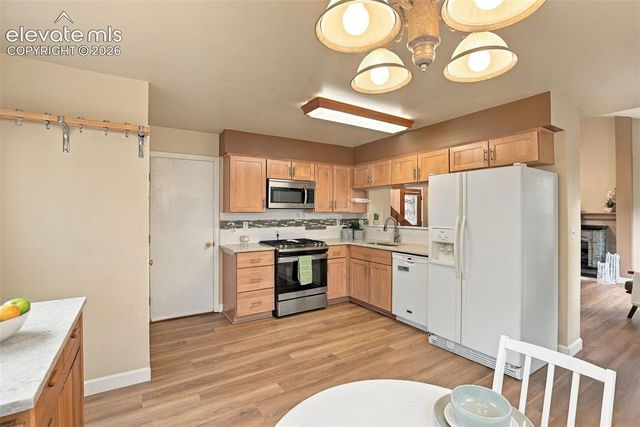 5960 Chokecherry Drive, Colorado Springs, CO 80919