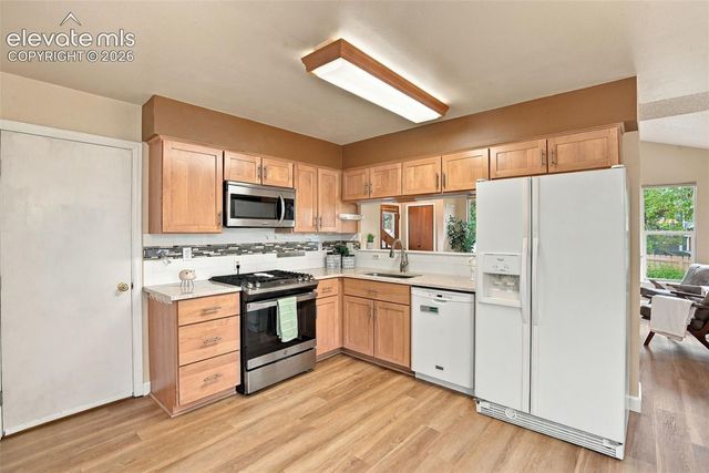 5960 Chokecherry Drive, Colorado Springs, CO 80919