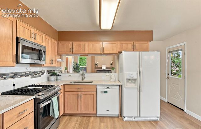5960 Chokecherry Drive, Colorado Springs, CO 80919