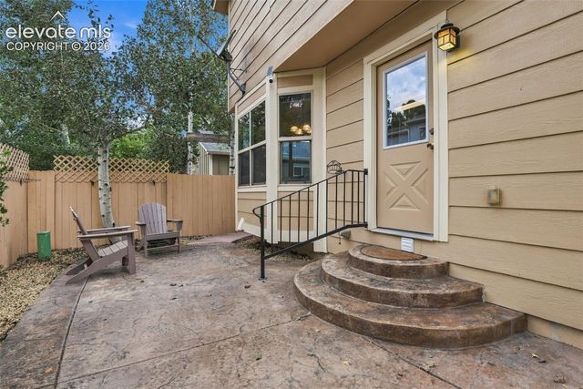 5960 Chokecherry Drive, Colorado Springs, CO 80919