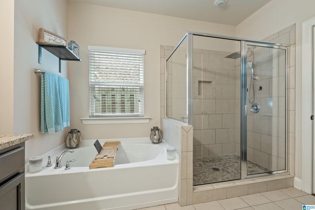 1245 HUNTERS GATE DRIVE, Hoover, AL 35242