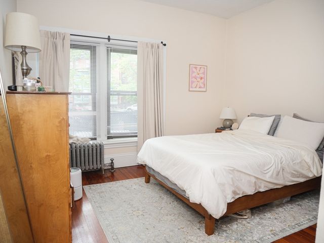 1386 Beacon 2, Brookline, MA 02446