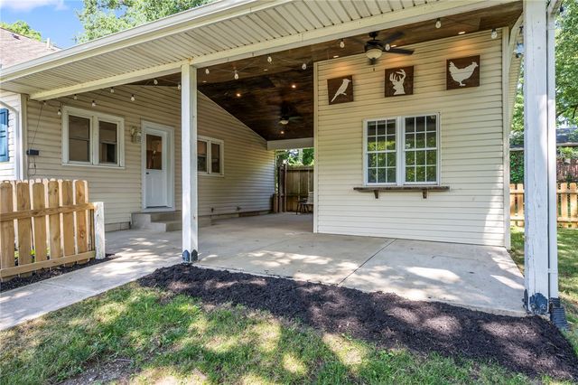1180 E Shoop Road, Tipp City, OH 45371