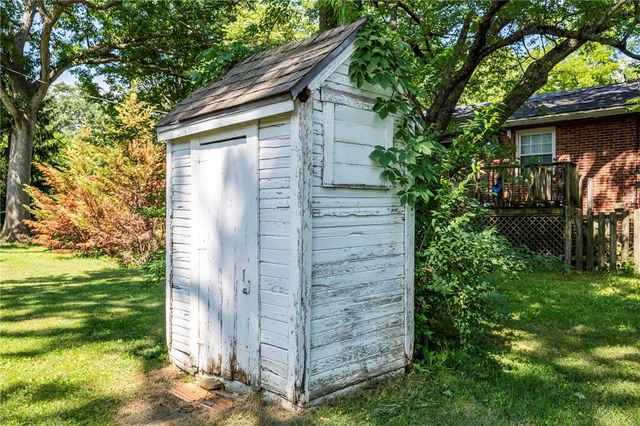 1180 E Shoop Road, Tipp City, OH 45371