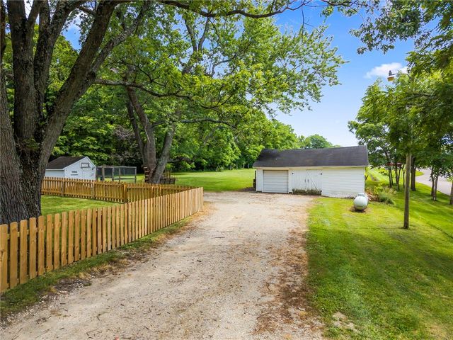 1180 E Shoop Road, Tipp City, OH 45371