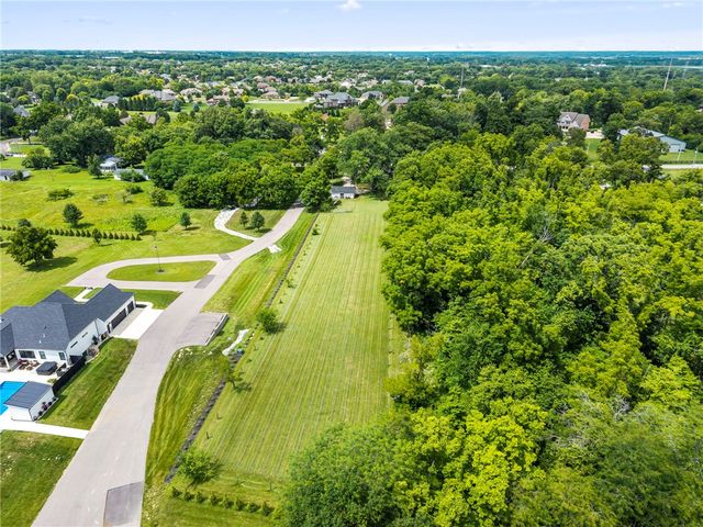 1180 E Shoop Road, Tipp City, OH 45371
