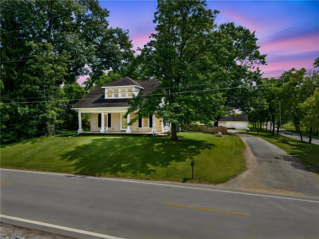 1180 E Shoop Road, Tipp City, OH 45371