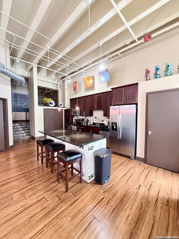 1339 S Flores St Ste 103, San Antonio, TX 78204
