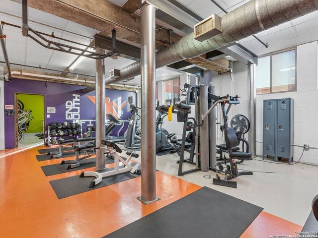 1339 S Flores St Ste 103, San Antonio, TX 78204