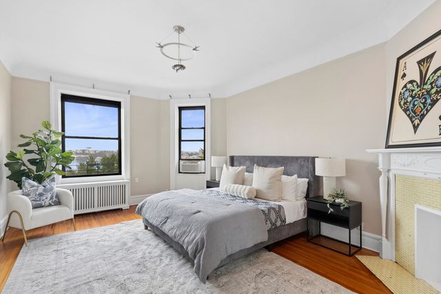 194 Riverside Dr Apt 7D, New York City, NY 10025