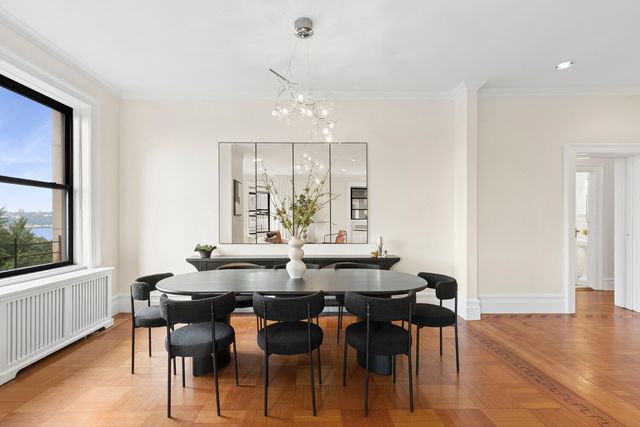 194 Riverside Dr Apt 7D, New York City, NY 10025