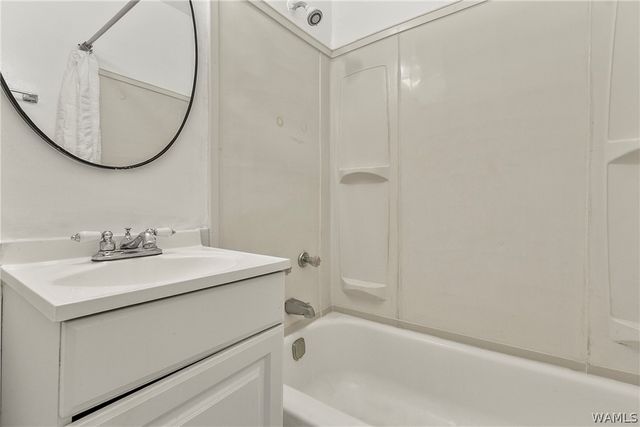 901 Hargrove 13C, Tuscaloosa, AL 35401