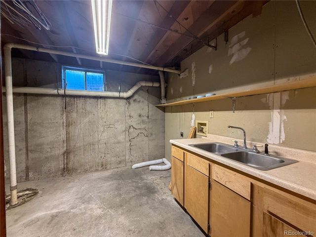 1300 Elm Street, Burlington, CO 80807