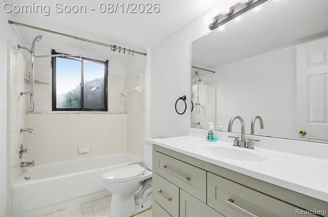 42366 Lochmoor Street, Clinton Township, MI 48038