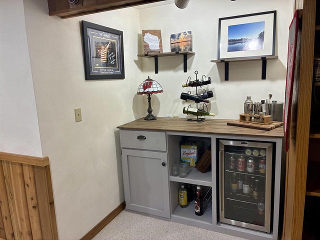 N9631 Emerald Lane, Appleton, WI 54915