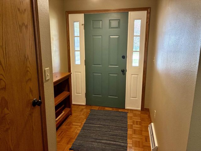 N9631 Emerald Lane, Appleton, WI 54915