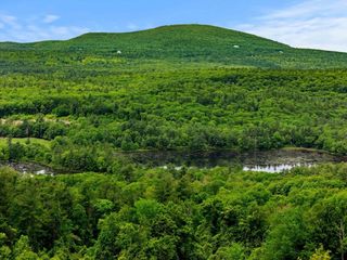 223 Justice Hill Rd, Sterling, MA 01564
