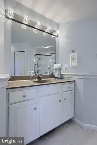 253 FIELDCREST LN, Ephrata, PA 17522