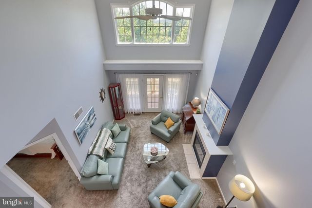253 FIELDCREST LN, Ephrata, PA 17522