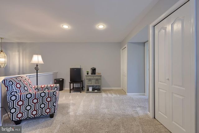 253 FIELDCREST LN, Ephrata, PA 17522