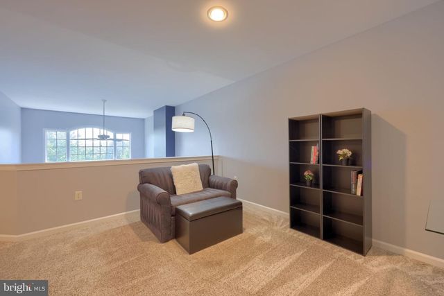 253 FIELDCREST LN, Ephrata, PA 17522