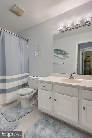 253 FIELDCREST LN, Ephrata, PA 17522